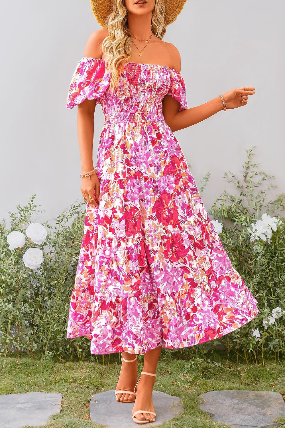 Detalle de PRETTYGARDEN Women’s Casual Summer Midi Dress with Smocked Square Neck & Tiered Ruffles