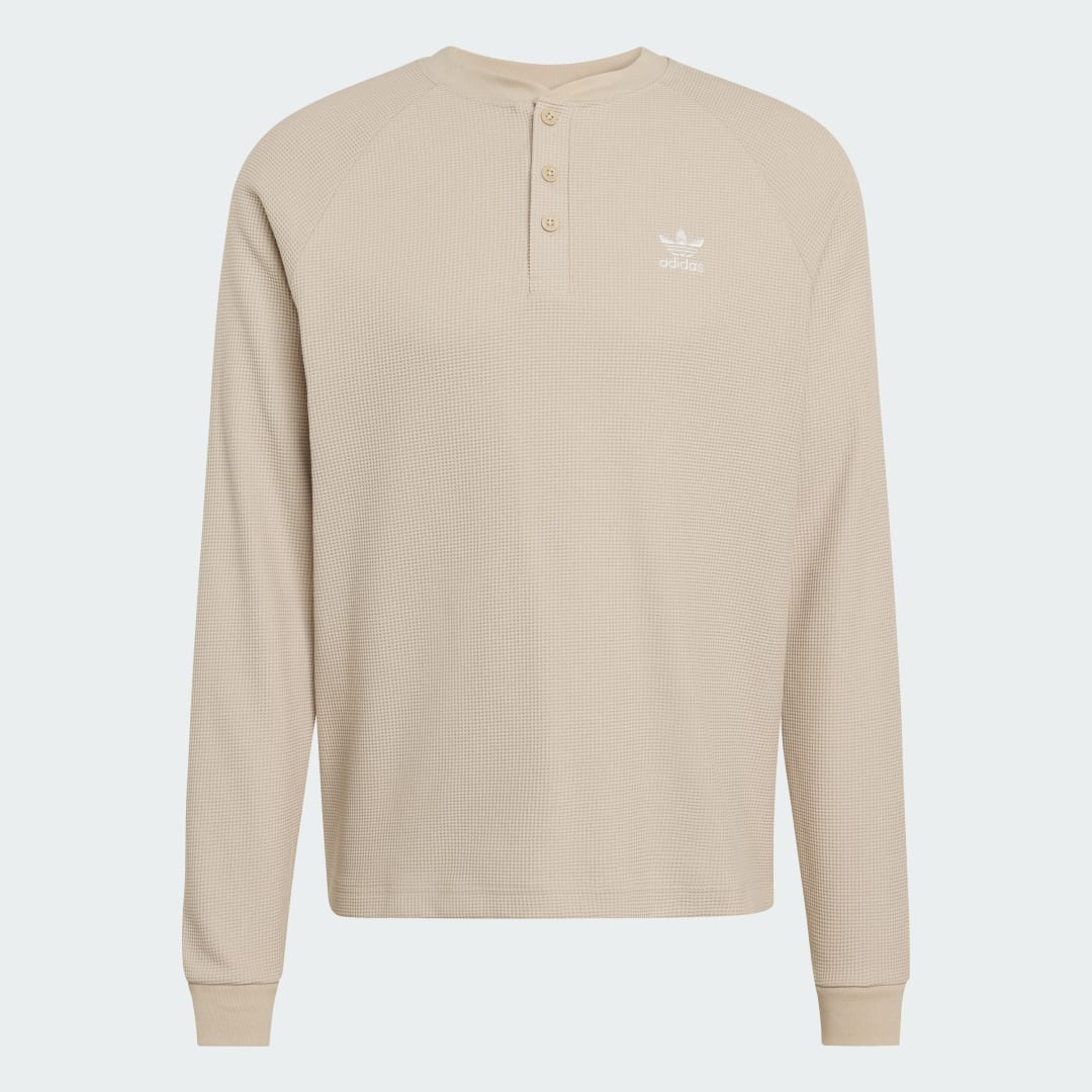 Detalle 2 de Camiseta Trefoil Essentials Beige de Adidas: ¿merece la pena para tu look diario?