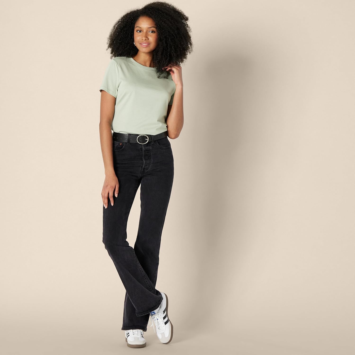 Thumbnail 3 de Amazon Essentials Damen Kurzarm-T-Shirt Rundhals Regular Fit aus 100% Baumwolle