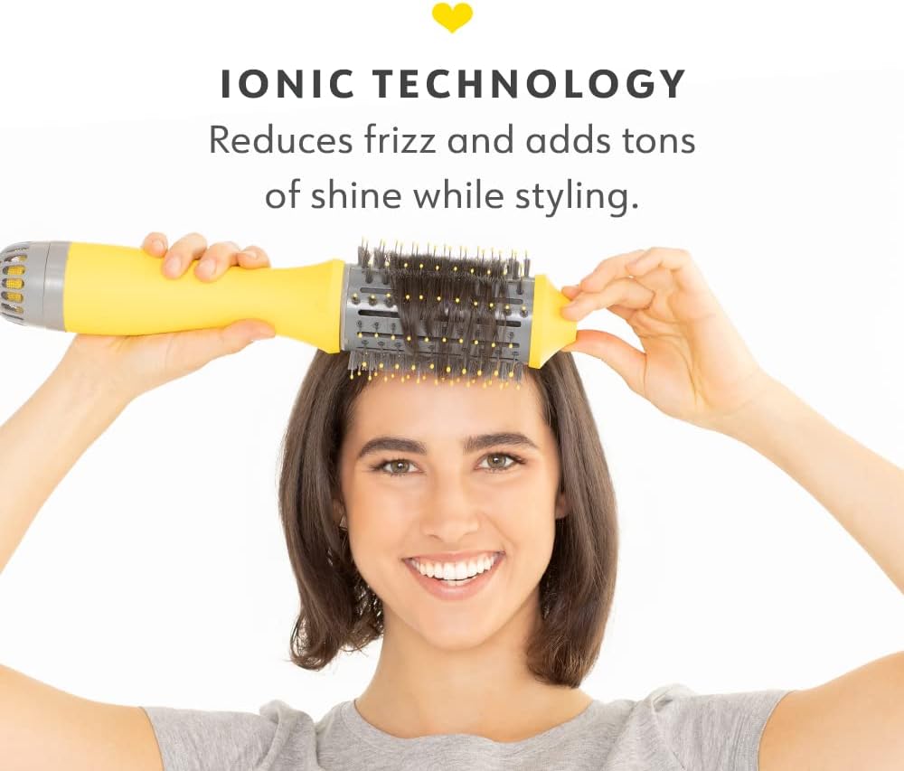 Detalle 2 de Drybar Buttercup Blow-Dryer Range with Ionic Technology and Diffuser