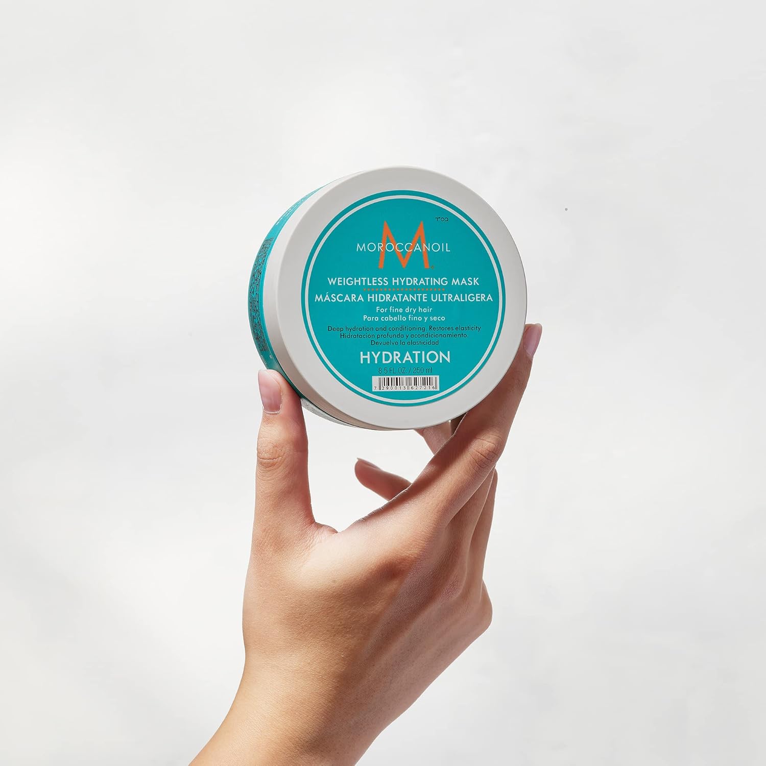 Detalle de Moroccanoil Weightless Mask — argan oil nourishing hair mask