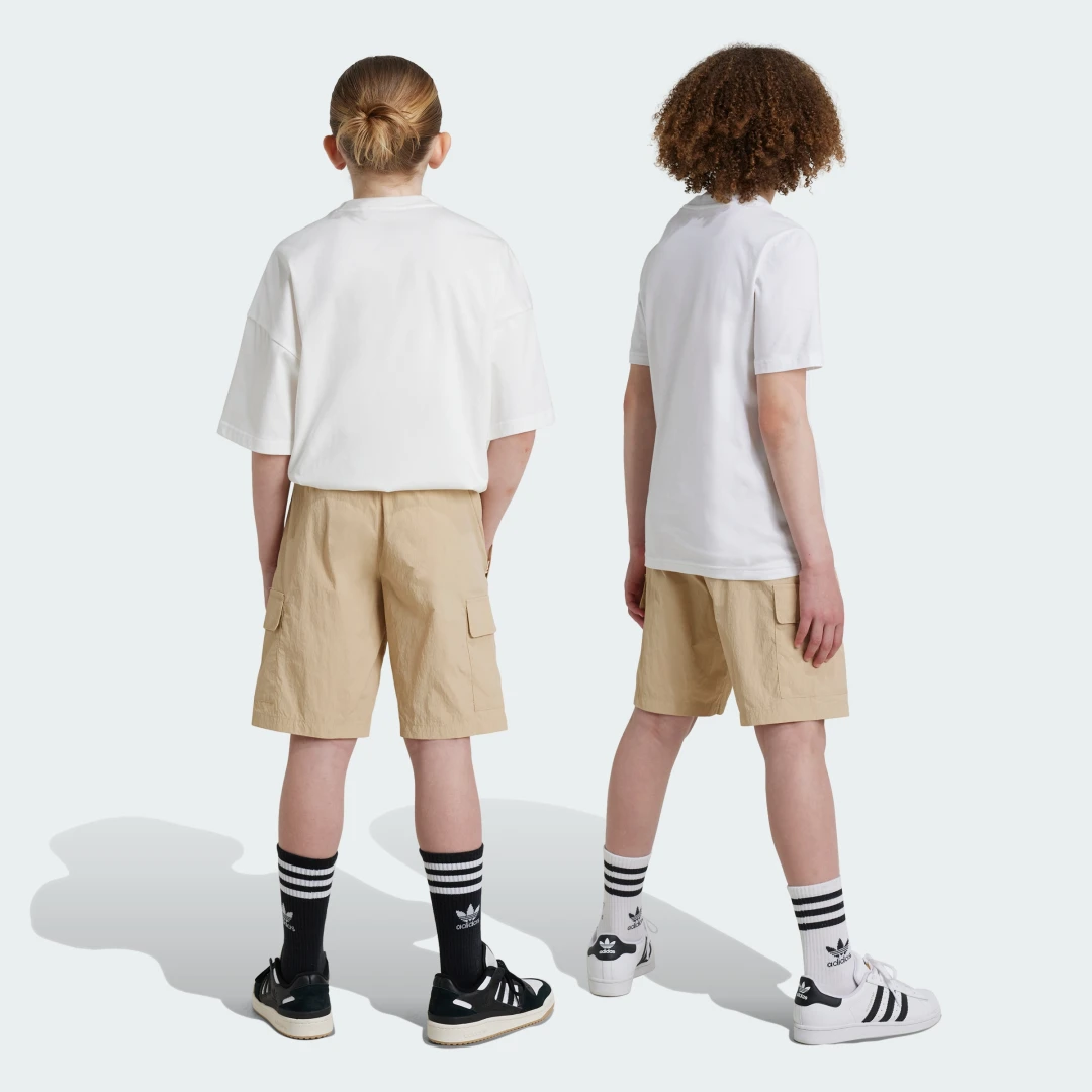 Detalle 2 de Pantalón corto Cargo Kids