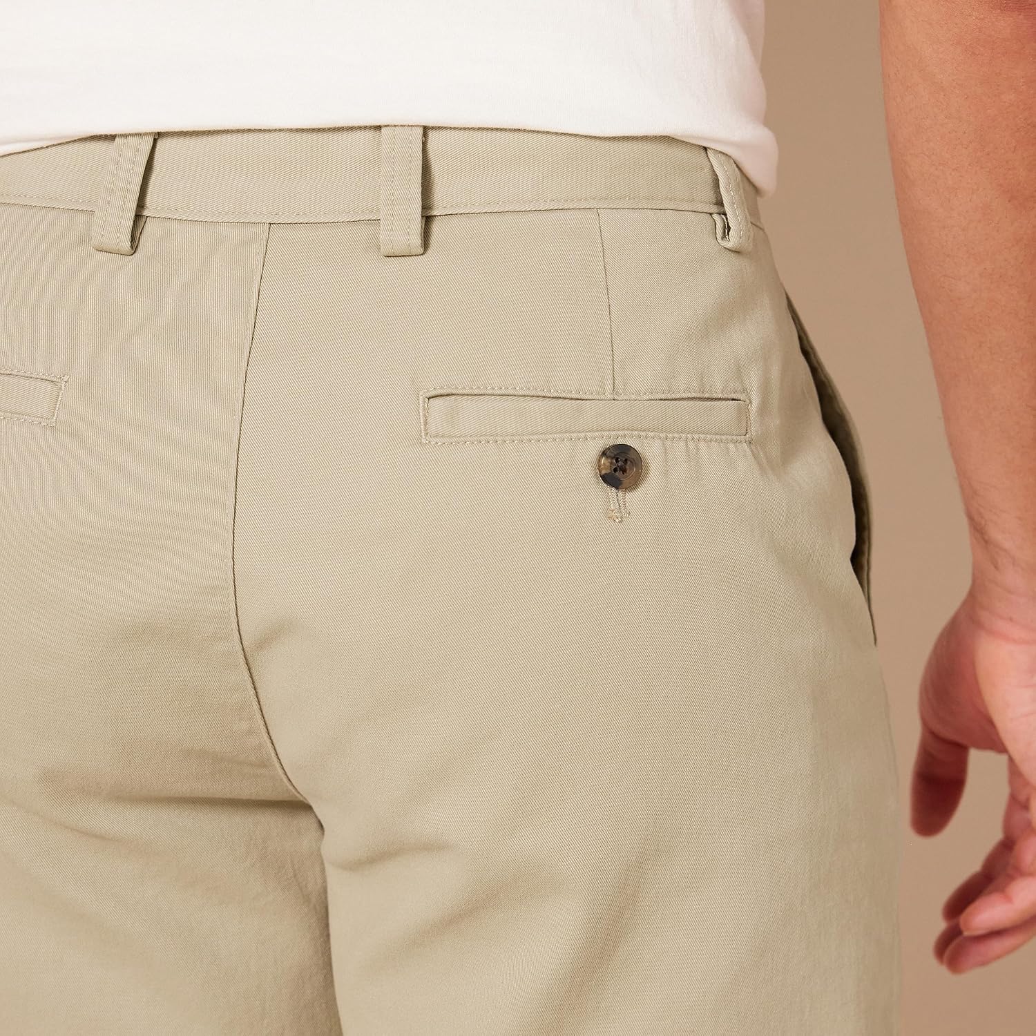 Thumbnail 3 de Amazon Essentials Herren Classic-Fit Chino-Shorts (23 cm) – Baumwoll-Twill für warme Tage