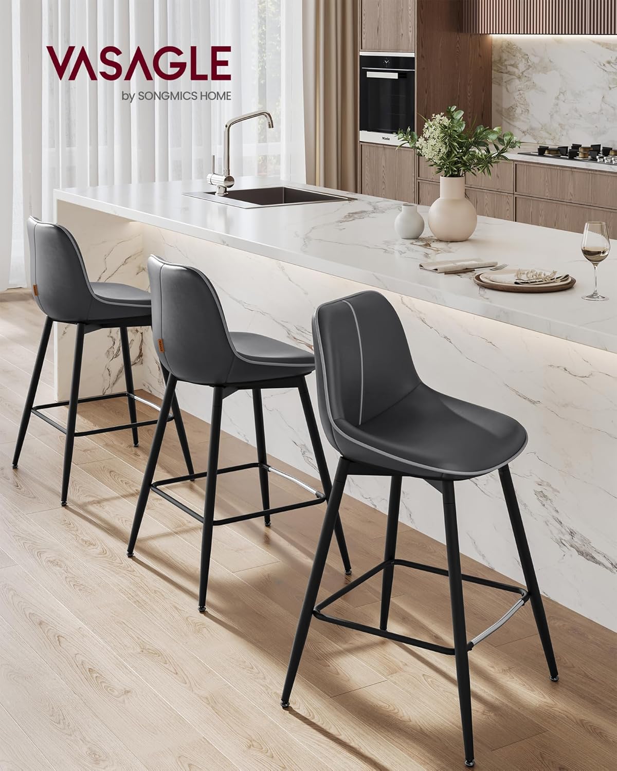 Detalle de VASAGLE ULBC088B01 Bar Stools, Set of 2 with Backrests, Ink Black PU Leather