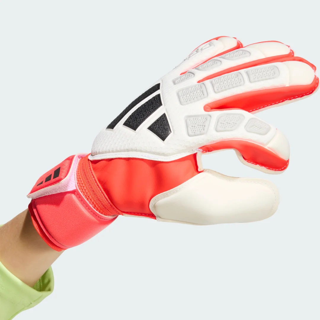 Detalle de Guantes de Portero Predator Match Fingersave de Adidas