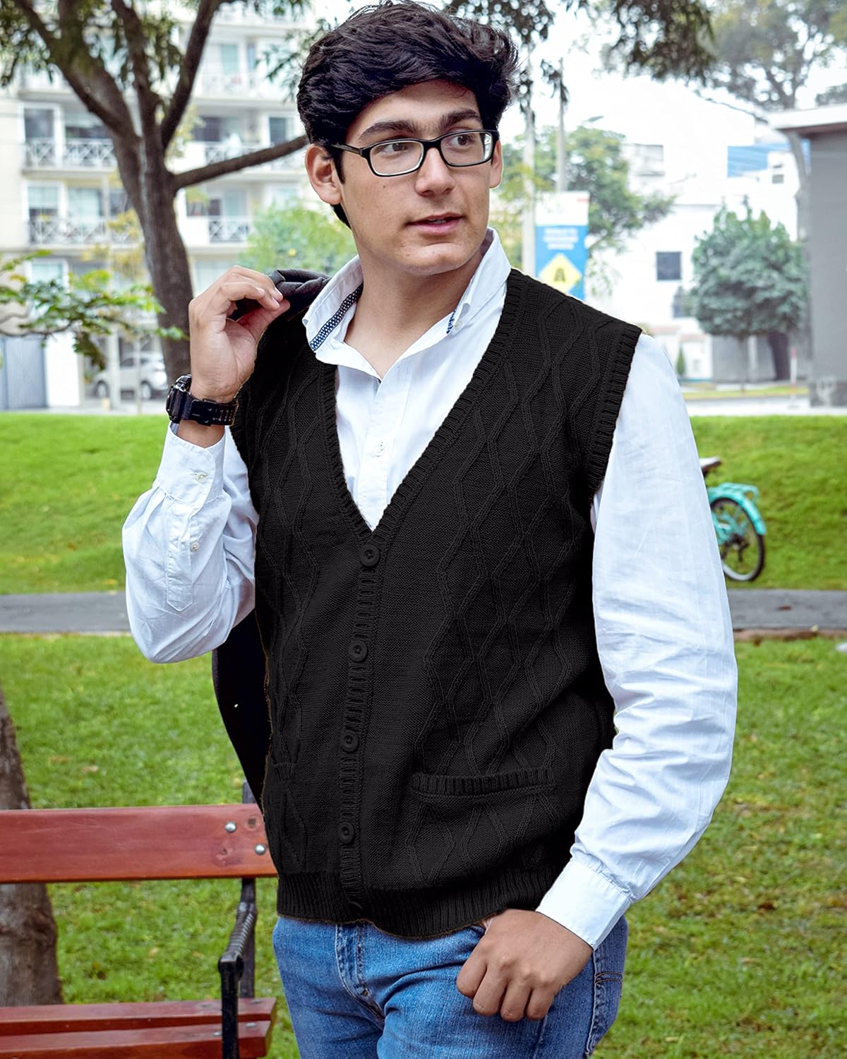 Detalle de TINKUY Peru Men's Alpaca Wool Cardigan Vest