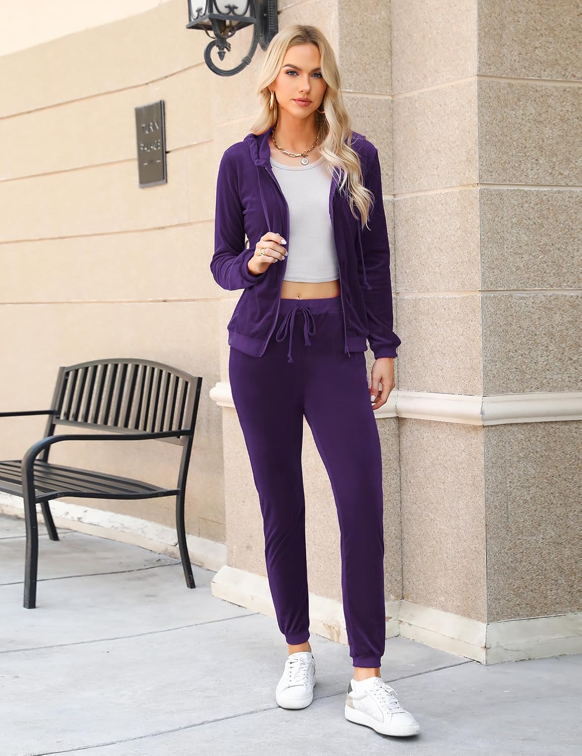 Thumbnail 1 de Aottori Women Velour Tracksuit Set 2‑Piece