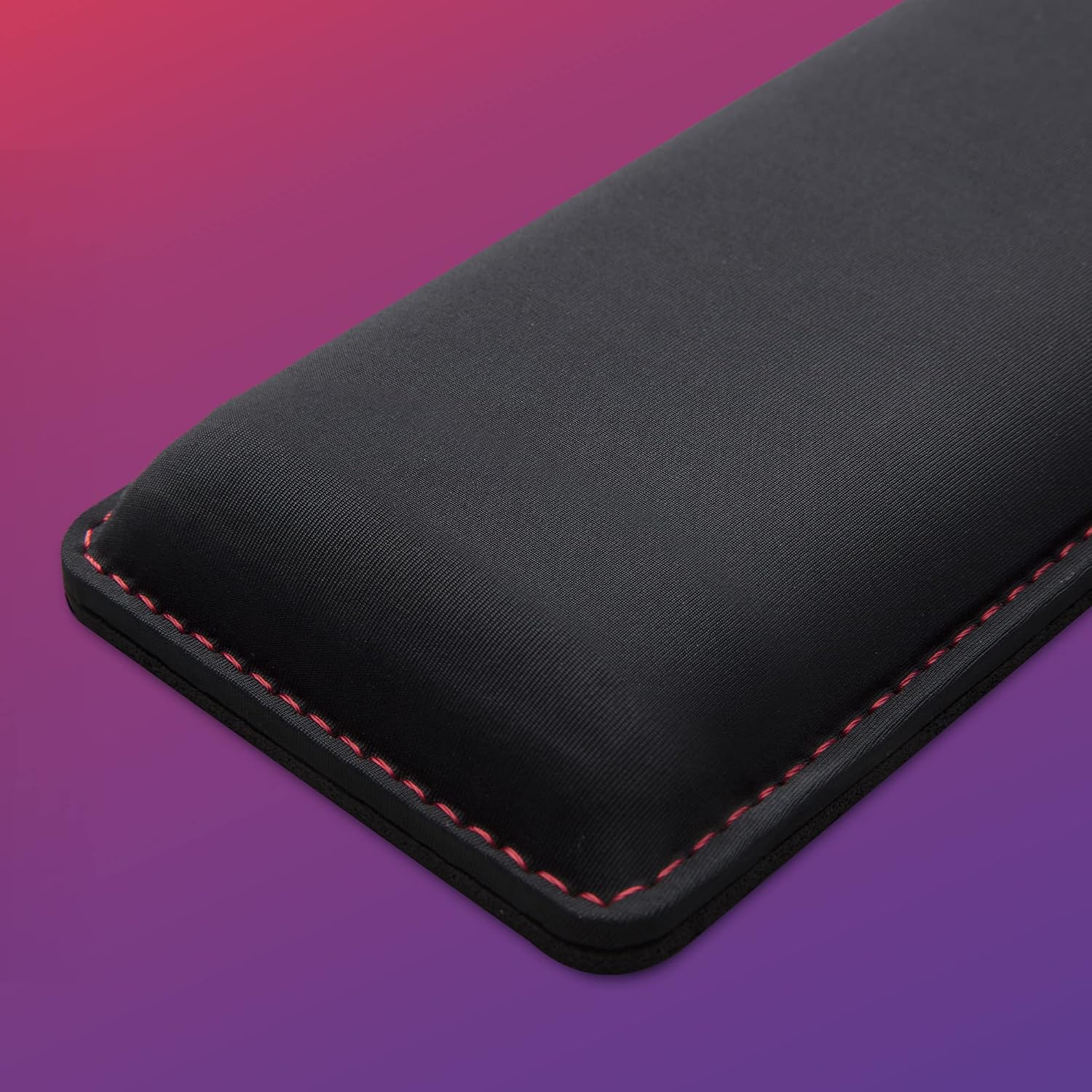 Detalle 2 de HyperX Wrist Rest for Full-sized Keyboards