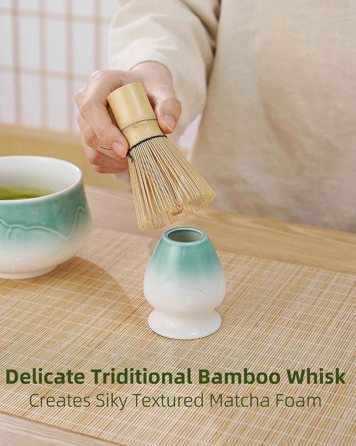 Detalle 2 de ZENS Matcha Tea Set (6pcs) with Bamboo Whisk, Ceramic Bowl & Accessories in Blue