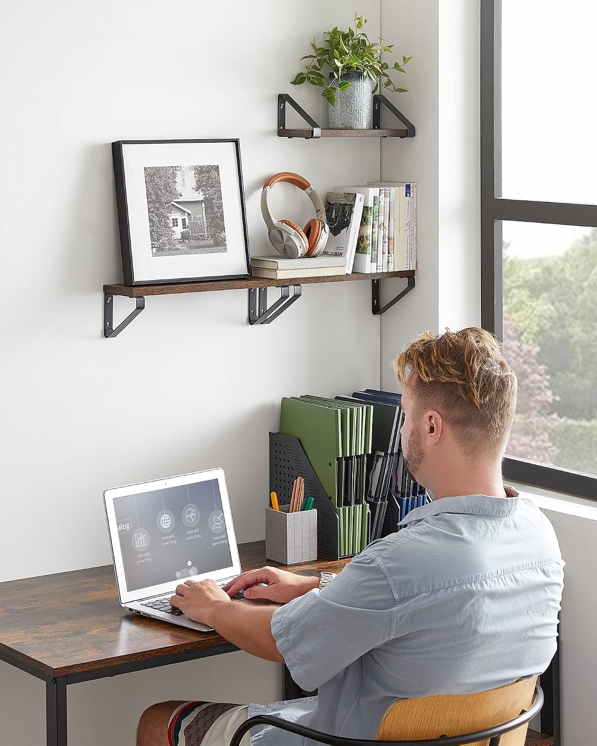 Detalle 2 de VASAGLE LWS33BX floating shelf set 3