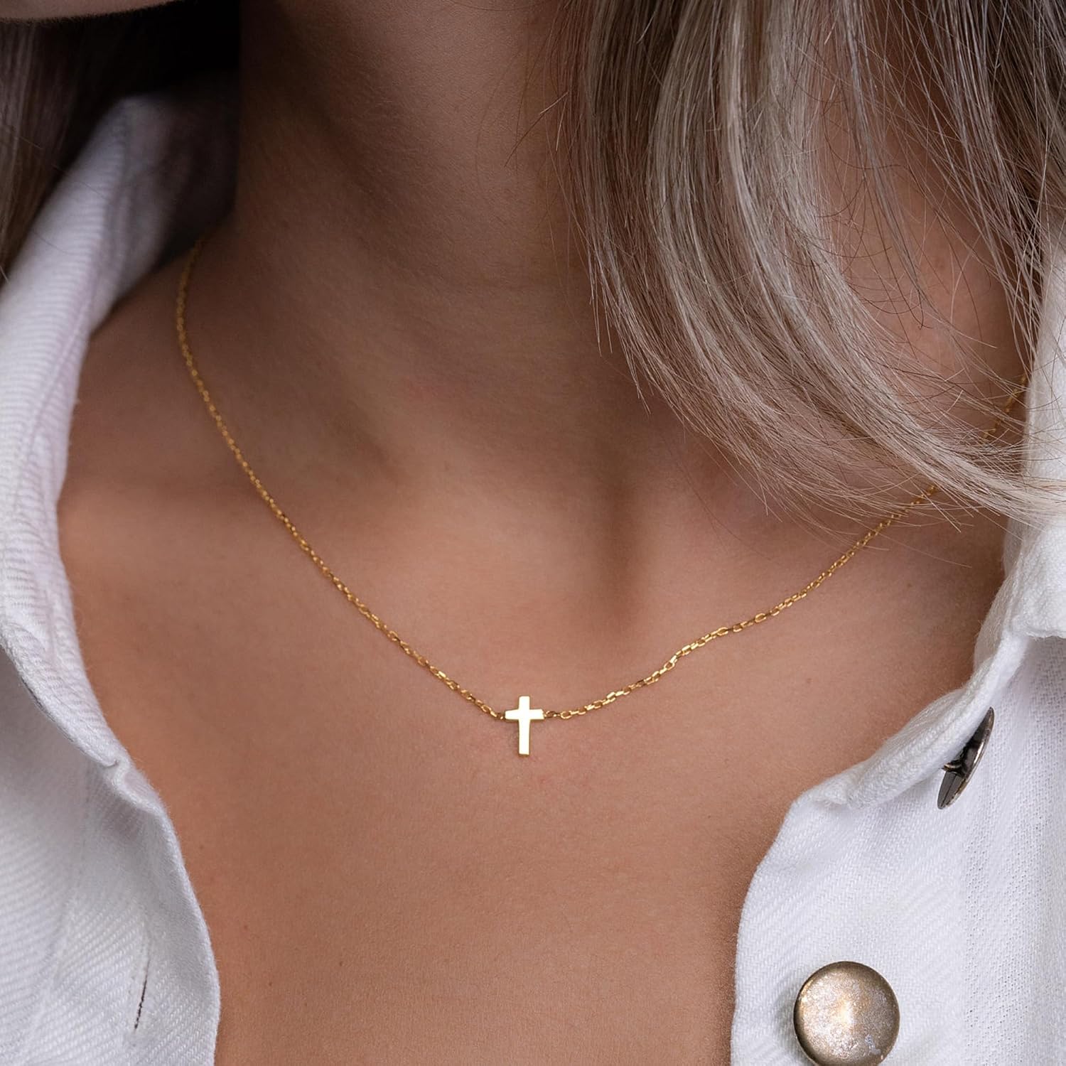 Detalle de TINGN Gold Kreuz Kette Damen – 14K Gold Vergoldet, verstellbare 35 cm Schmuck mit Kreuz Anhänger