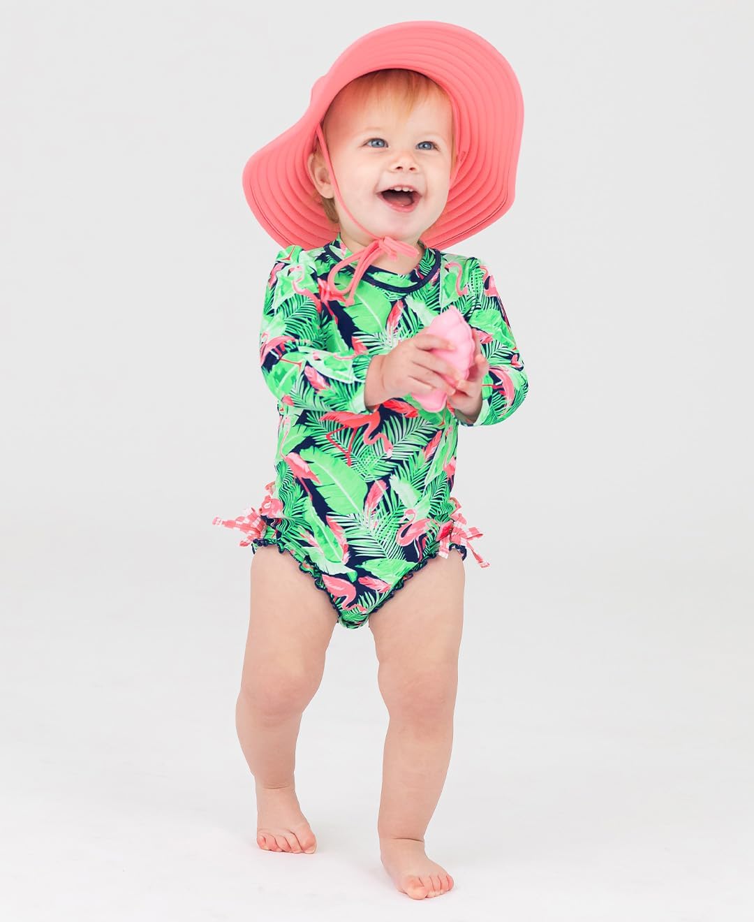 Detalle 2 de RuffleButts One Piece UPF 50+ Rash Guard