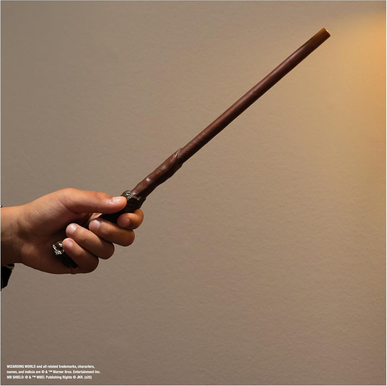 Detalle 2 de Harry Potter 11-inch Spectacular Spell Wand 🪄