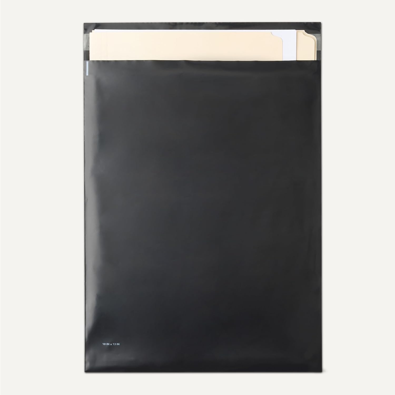 Detalle 2 de Amazon Basics Black Poly Mailers (10 x 13 inches) – 100 Pack