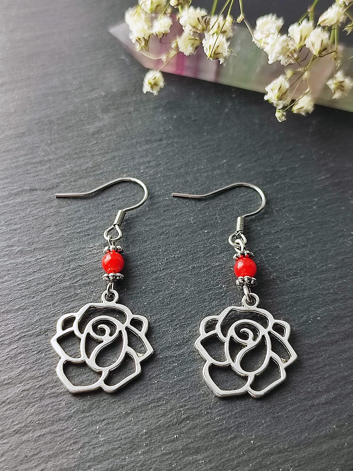 Detalle 2 de Simboliks Pendientes Rosa de Sant Jordi
