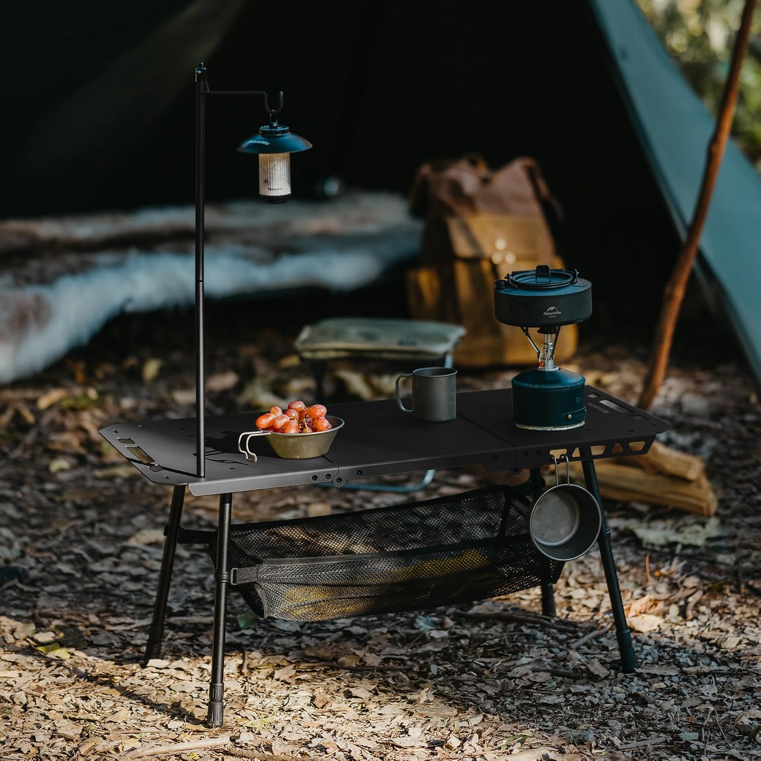 Thumbnail 6 de Naturehike 6977465868688 vikbart campingbord med svart plastskiva och metallram