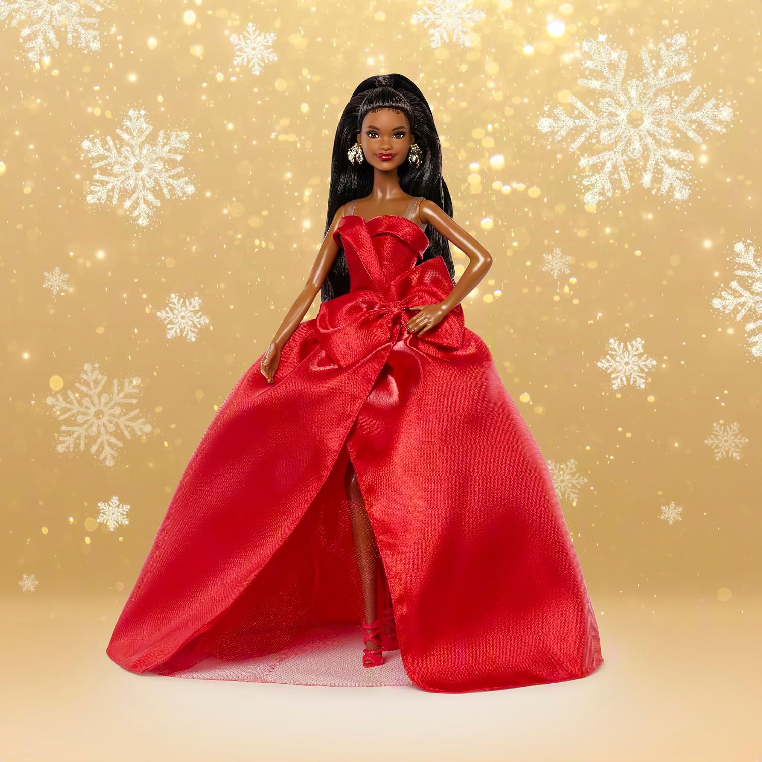 Detalle 2 de Barbie Signature JJX71 – świąteczna lalka 2026 w czerwonej sukni z kokardą