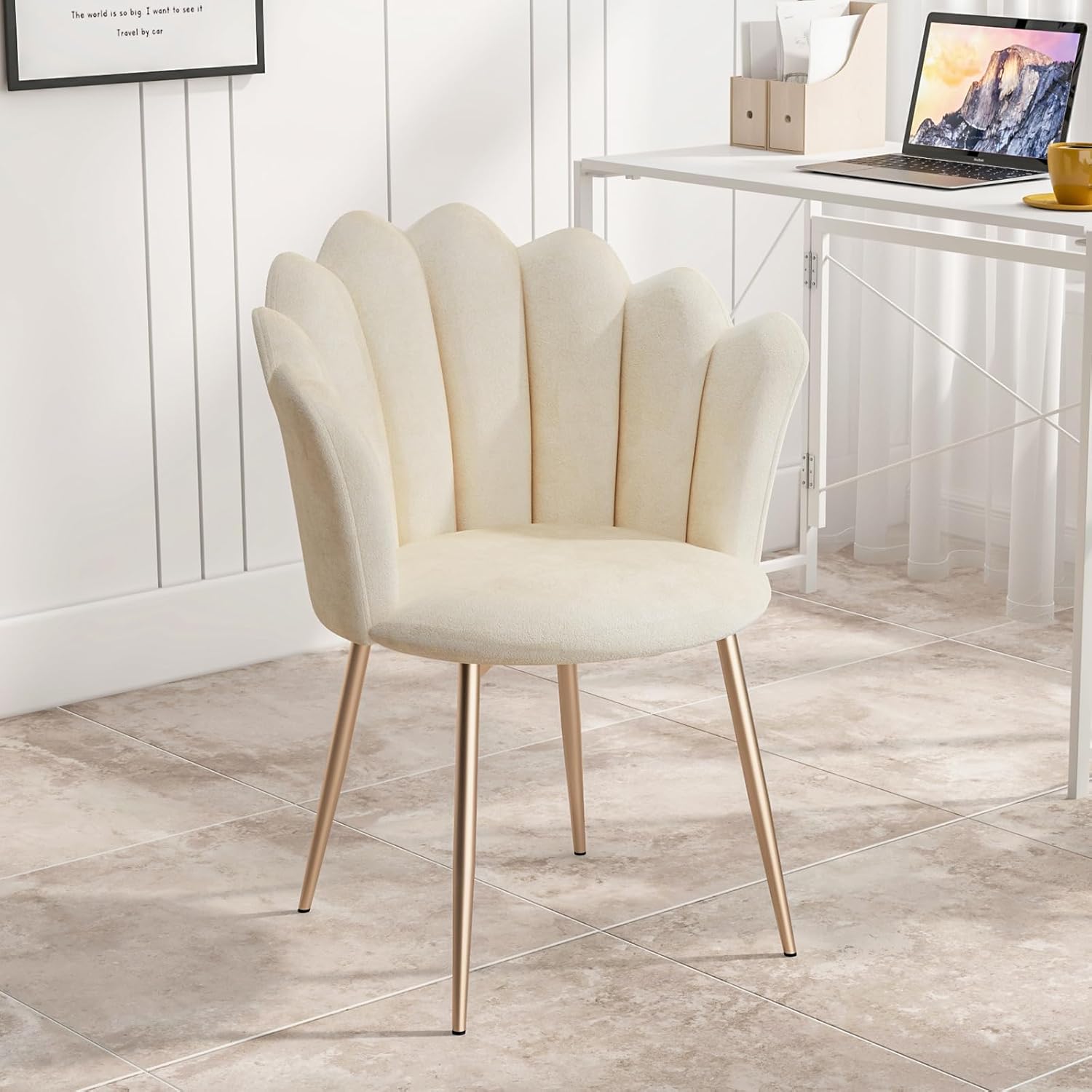 Detalle de Luxstein Sedia da toeletta: poltrona in velluto rosa con gambe dorate, imbottita e comoda
