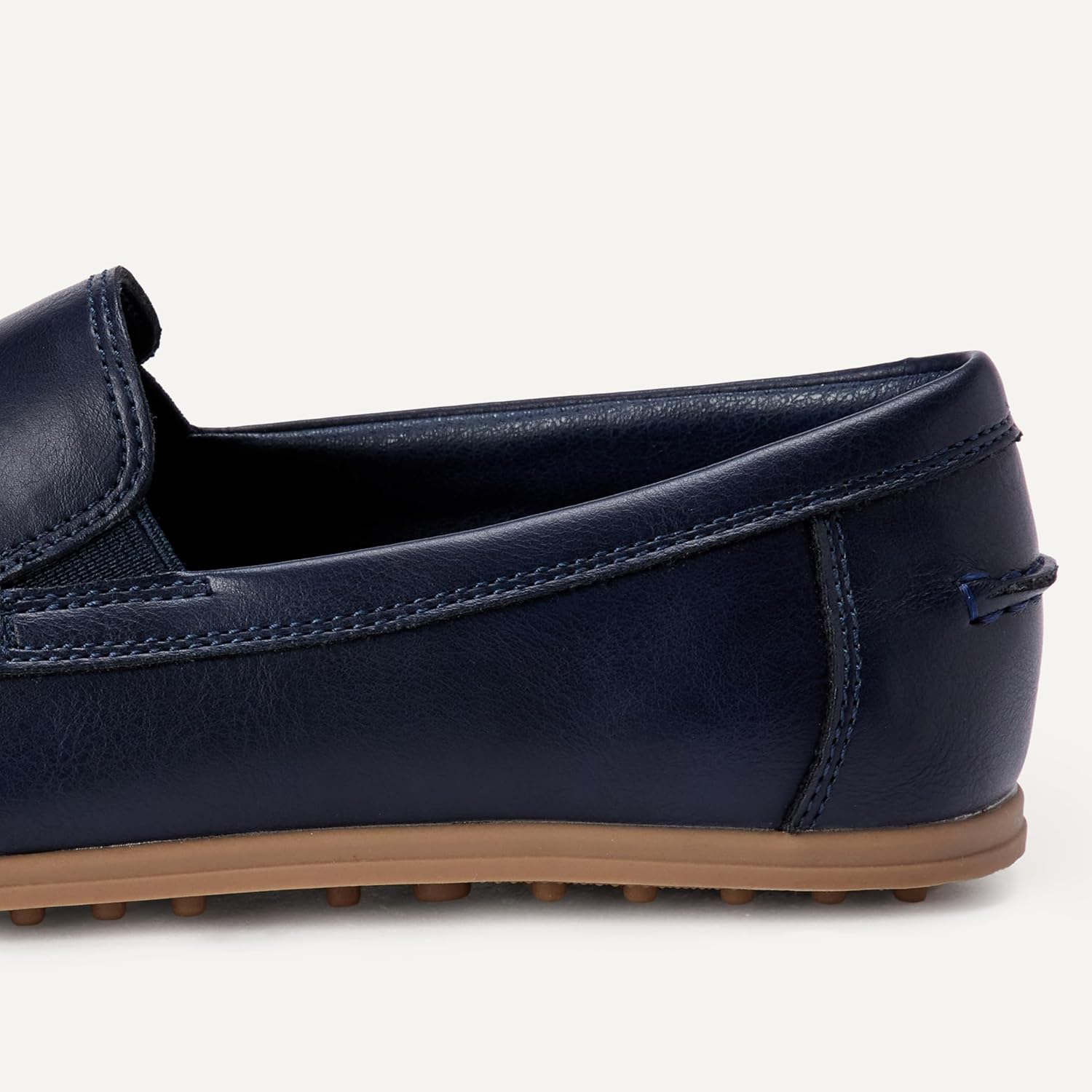 Thumbnail 1 de Amazon Essentials Jungen Moc-Toe-Slipper – Schlupfhalbschuhe für Kinder