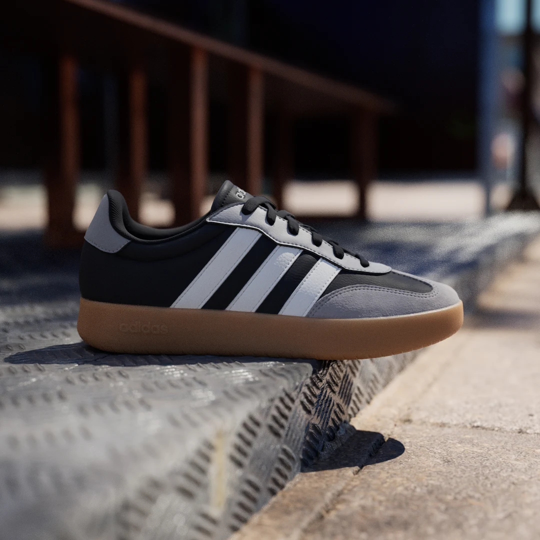 Detalle 2 de Zapatilla Barreda de Adidas: estilo y versatilidad en color negro