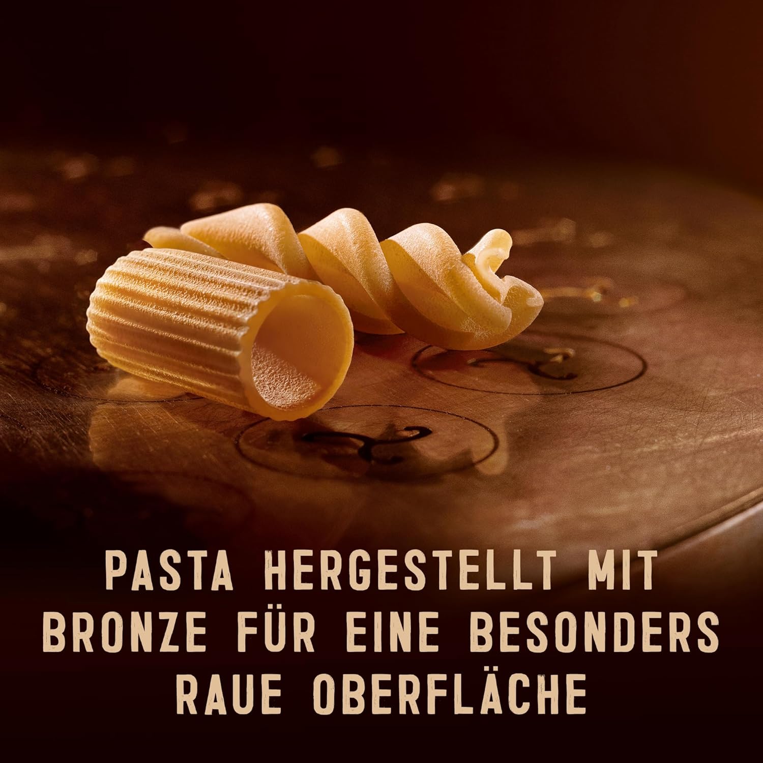 Detalle de Barilla Al Bronzo Spaghettoni 500 g (4er Pack) – Nudel mit rauer Oberfläche für optimale Saucenhaftung