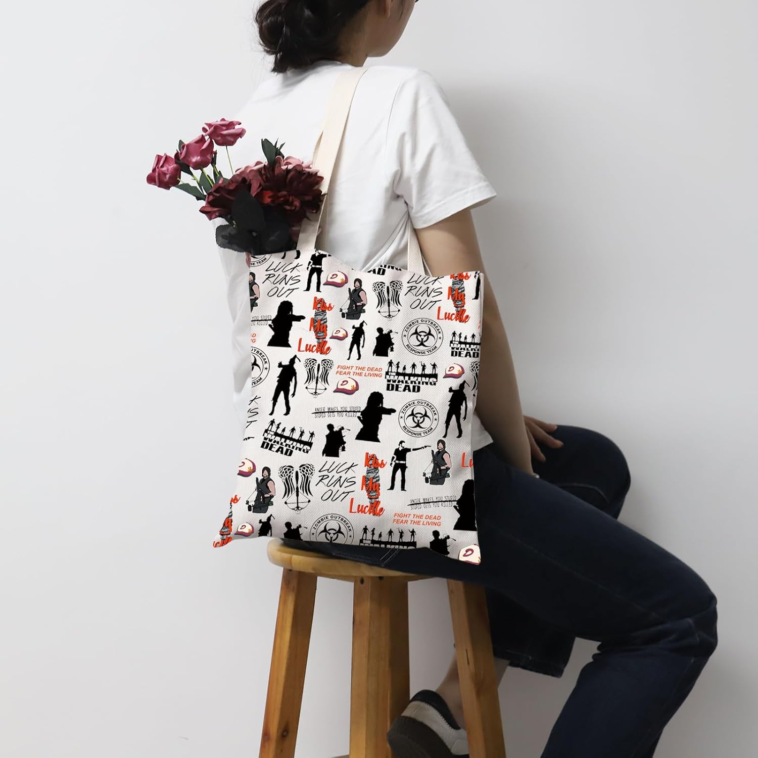 Thumbnail 4 de W-alking Dead Cosmetic Bag Zombie-themed makeup pouch