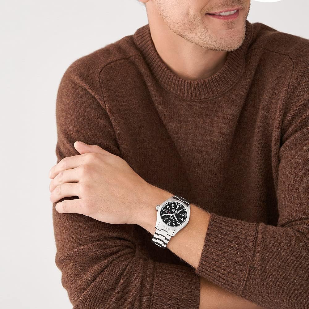 Thumbnail 1 de Fossil Defender Orologio da uomo: energia solare, datario analogico e cinturini in acciaio o pelle