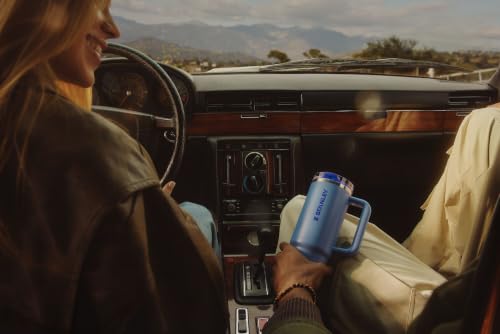 Thumbnail 8 de STANLEY Quencher ProTour Flipstraw Tumbler 30 oz Azure Fade: Leakproof, Ice-Cold Hydration On The Go