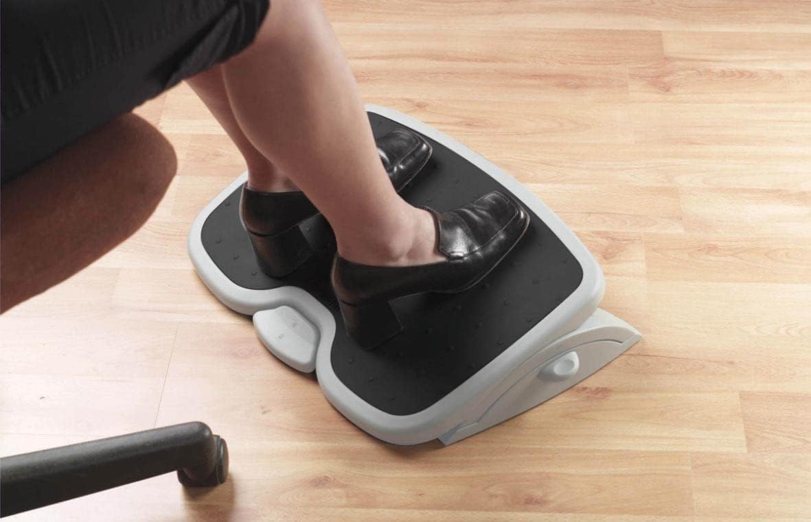 Detalle de Kensington SoleMate Plus (56146) repose-pieds ergonomique SmartFit à 6 niveaux, inclinaison réglable et base antidérapante, gris