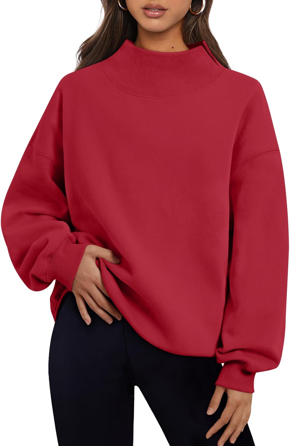 Detalle de Trendy Queen Women's Mock Neck Oversized Sweatshirt – Cozy Fleece Pullover for Fall 2026