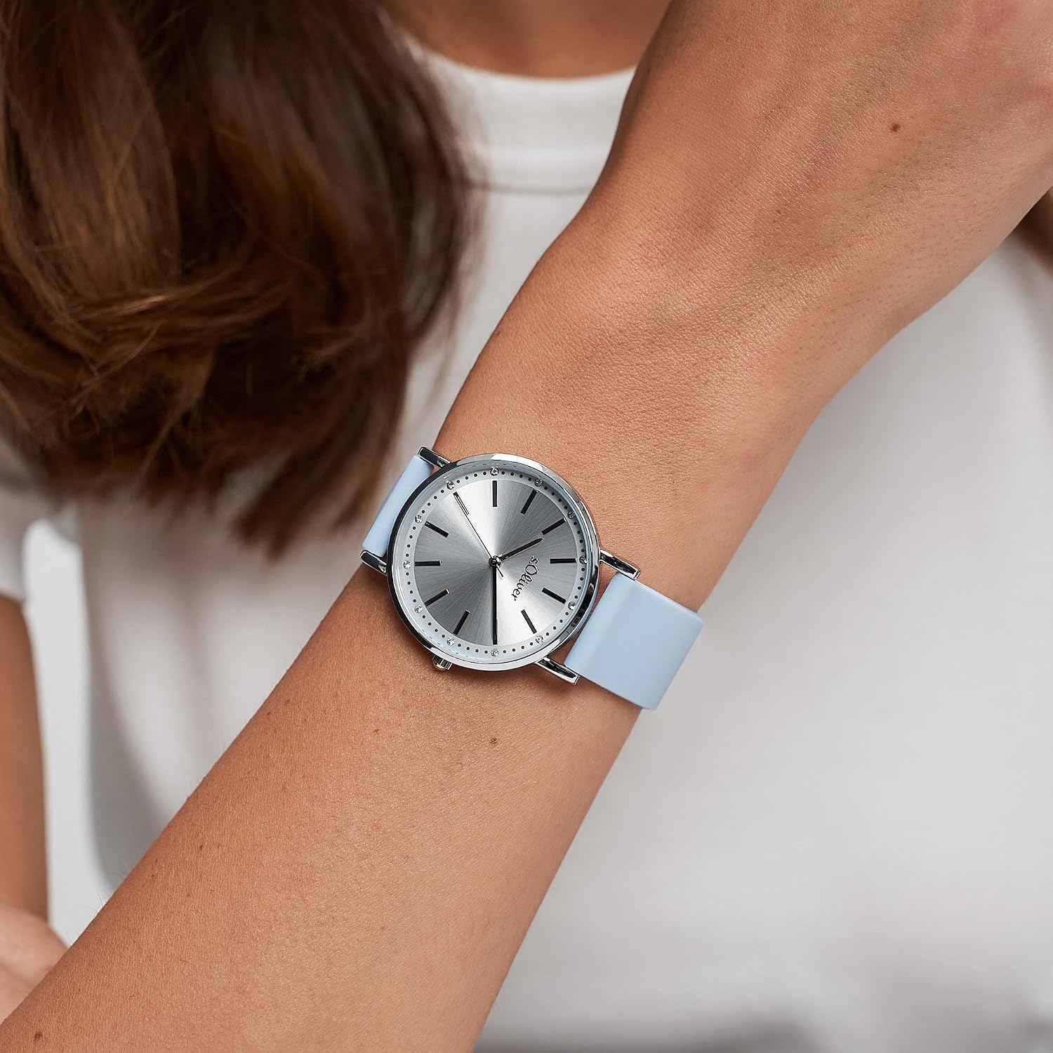 Detalle de s.Oliver Damenuhr mit Silikonband – 36 mm, zeitloses Design in Blau