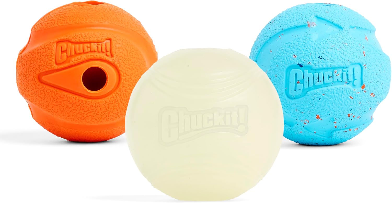 Thumbnail 6 de Chuckit! Fetch Medley Gen 3 Medium Dog Balls – Durable, Lightweight Rubber Balls (Pack of 3, 6.5 cm) for Launcher Play