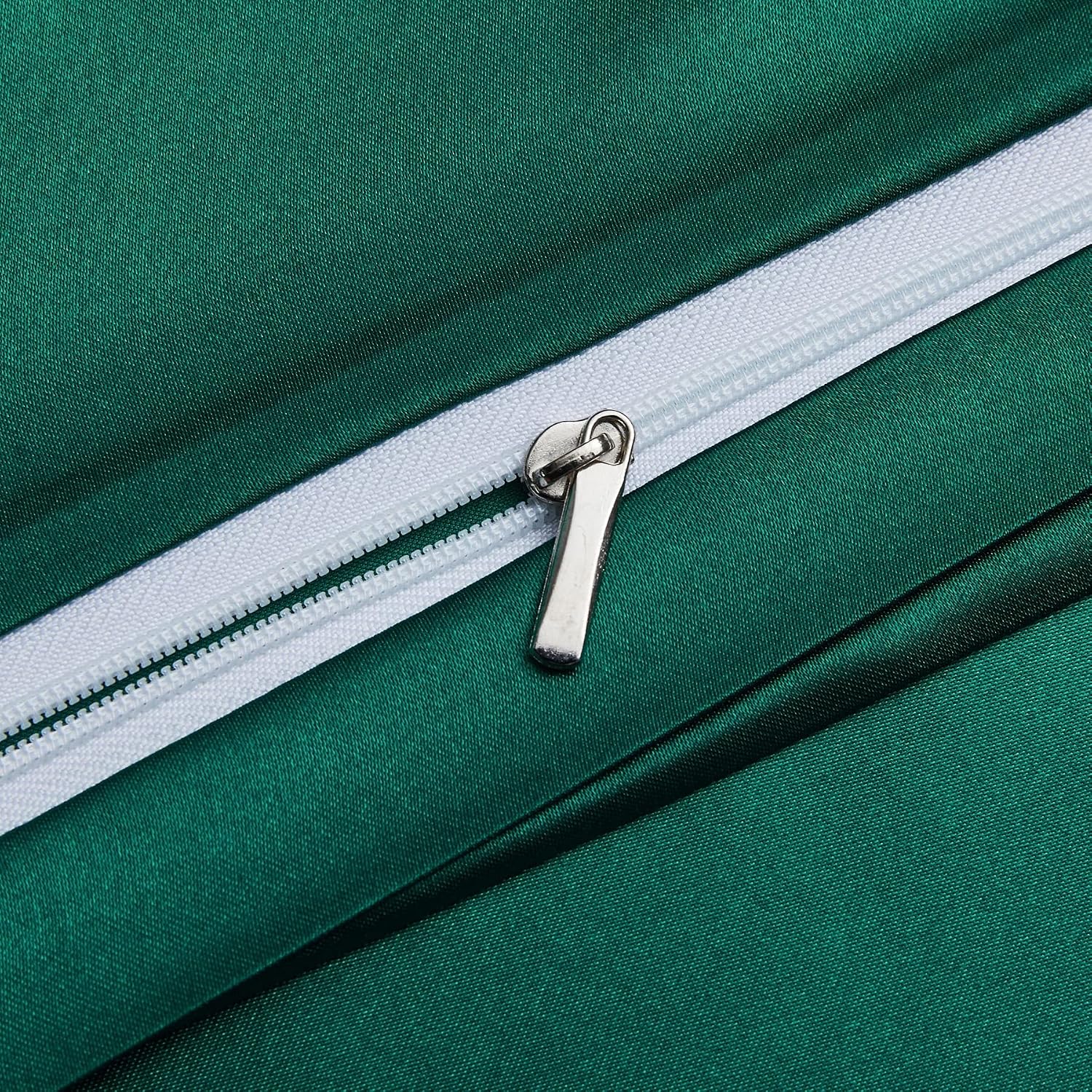 Detalle de Luofanfei Housse de Couette 240x260 Vert foncé Satin – Parure Unie 2 Personnes avec 2 Taies 65x65 cm