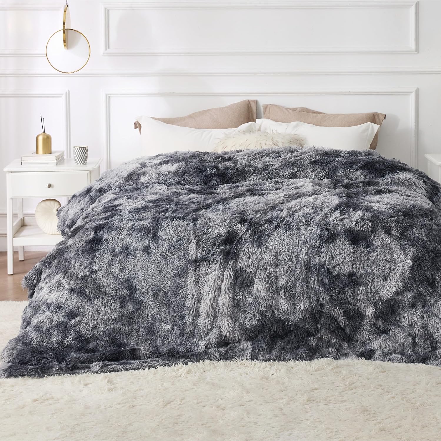 Detalle de Bedsure King Faux Fur Blanket, 108"x90", Reversible Plush and Sherpa