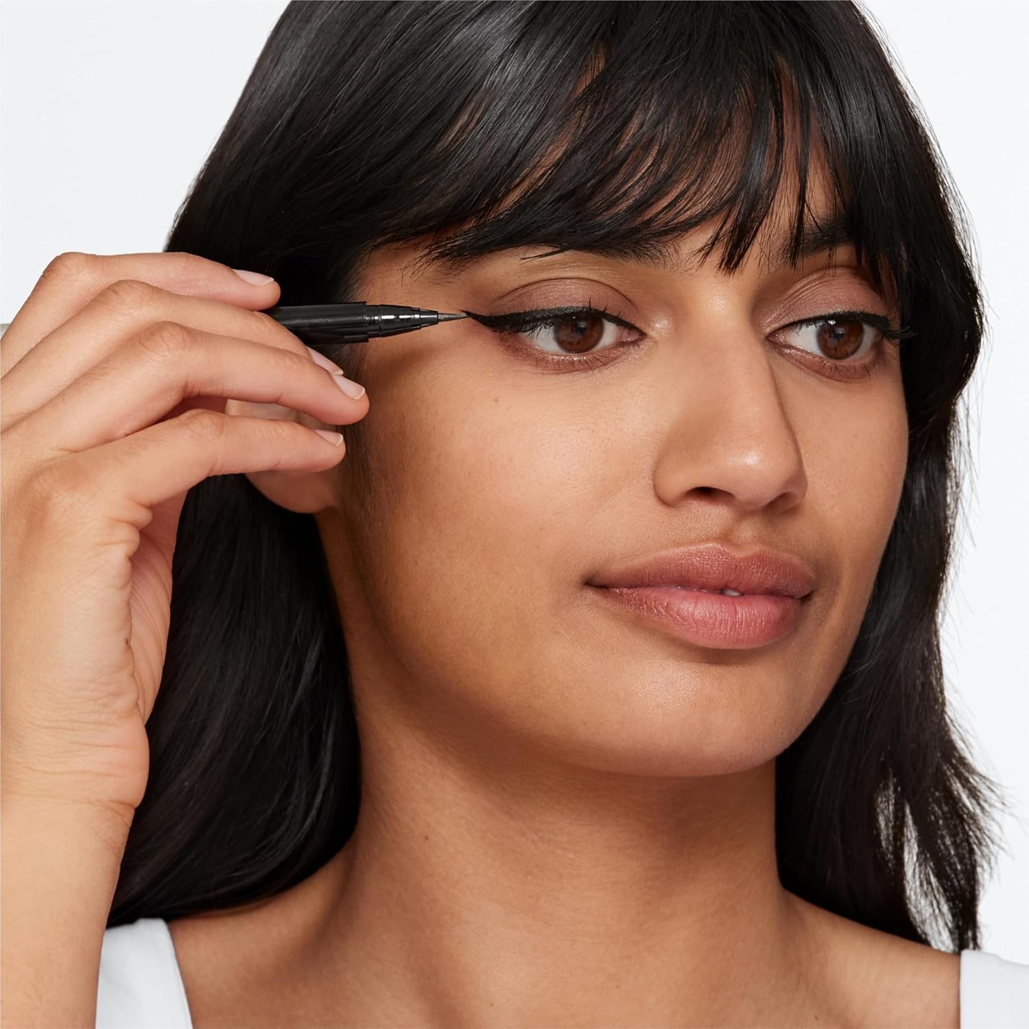 Detalle de Clinique V4R3010000 High Impact Easy Liquid Eyeliner, Waterproof Brush Pen