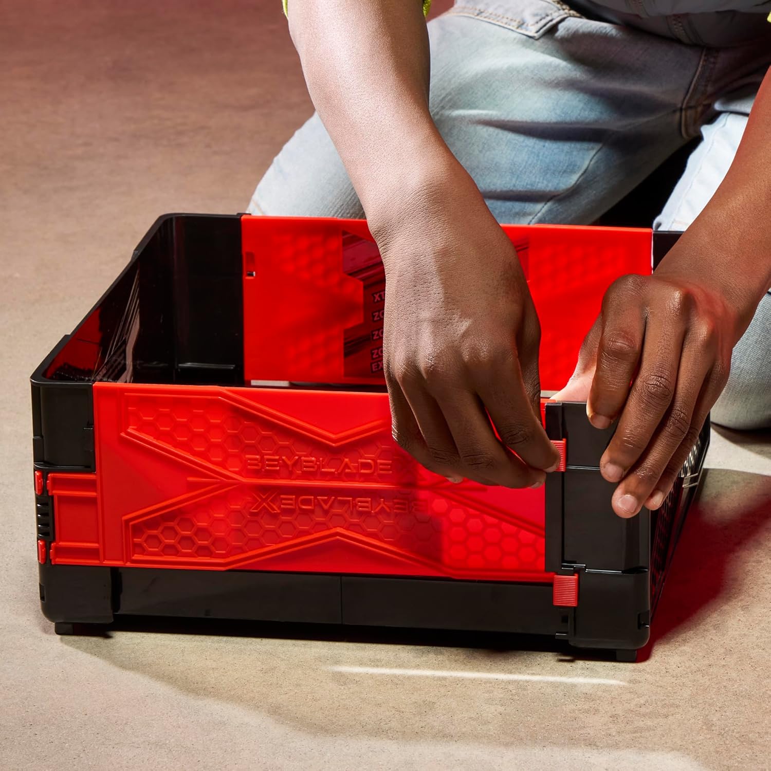 Thumbnail 3 de Beyblade X Clash & Carry Beystadium Battle Arena (Spinning-Top Arena) for Kids Ages 8+