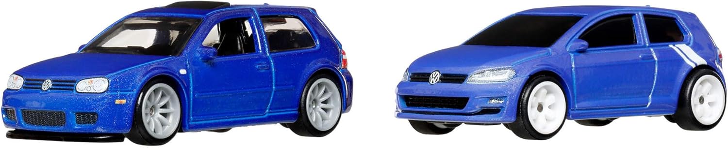 Detalle de Hot Wheels Premium Car Culture 2-Pack: 2004 Volkswagen Golf R32 & MK7 (1:64) with Real Riders