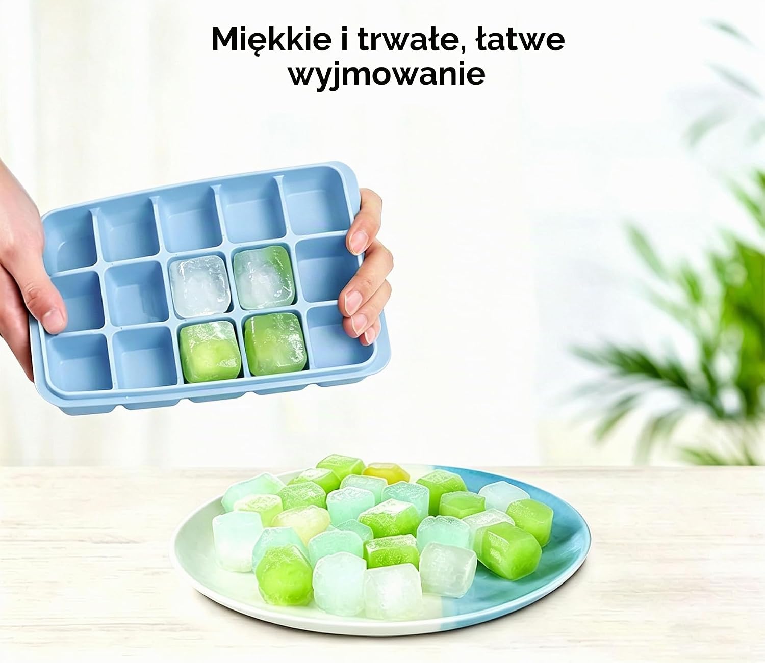 Detalle 2 de Azxb Azxb- Ice Cube Trays – silikonowa foremka na 15 kostek z pokrywką