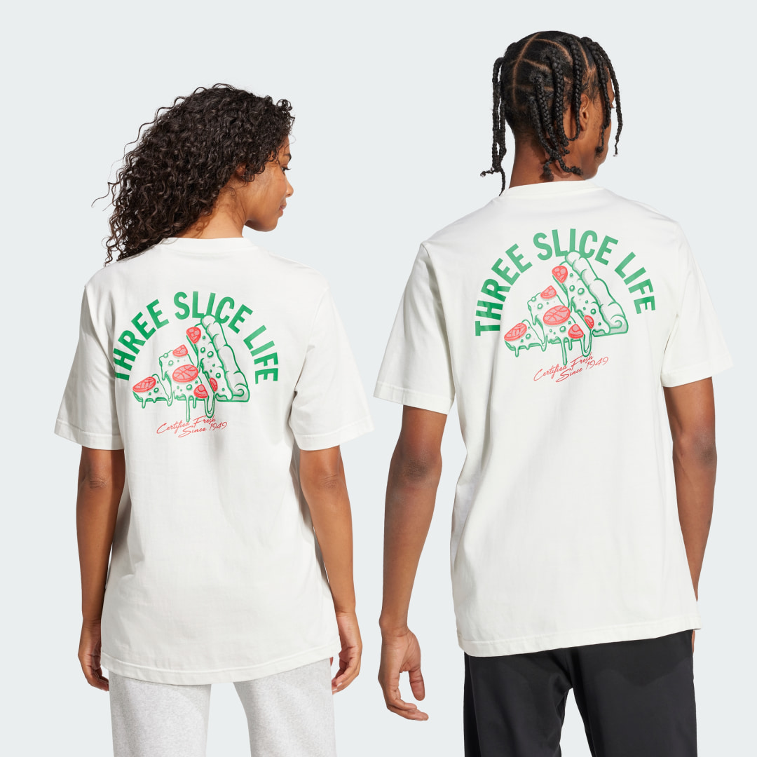 Detalle de Camiseta Lounge Pizza Graphic de Adidas — estilo cómodo y desenfadado en blanco