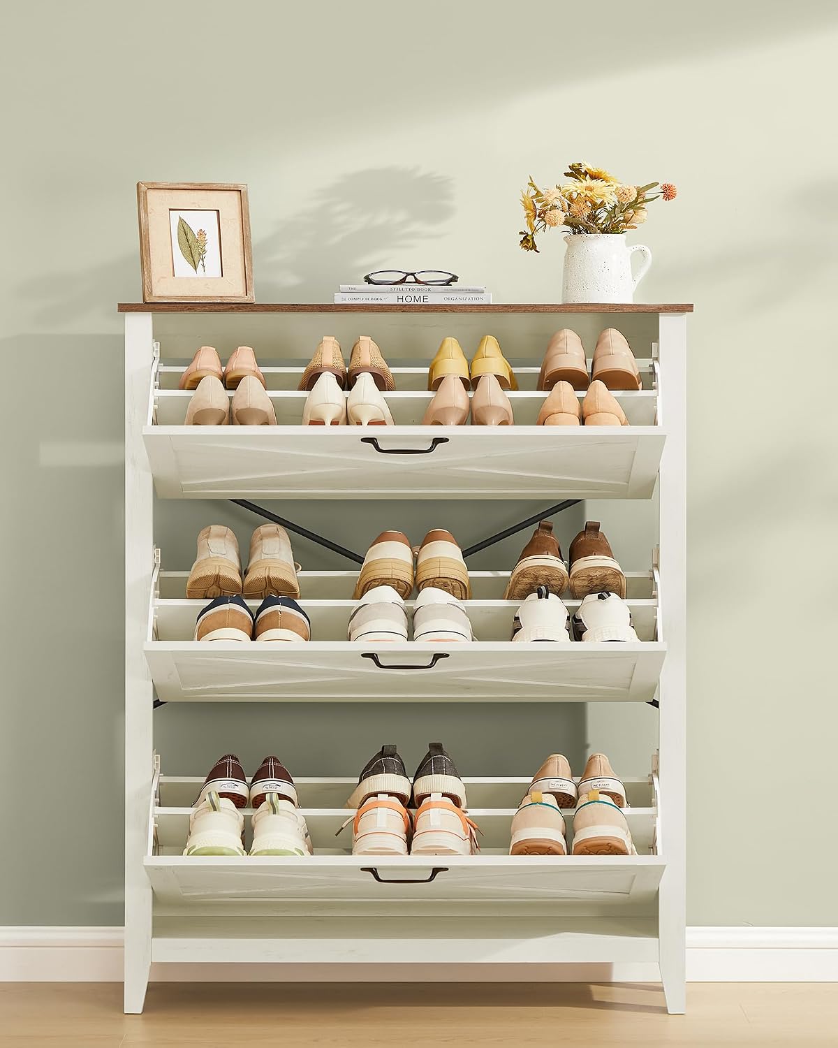 Detalle 1 de VASAGLE LIRY HSC301W02 shoe cabinet, 3 flaps, vintage white