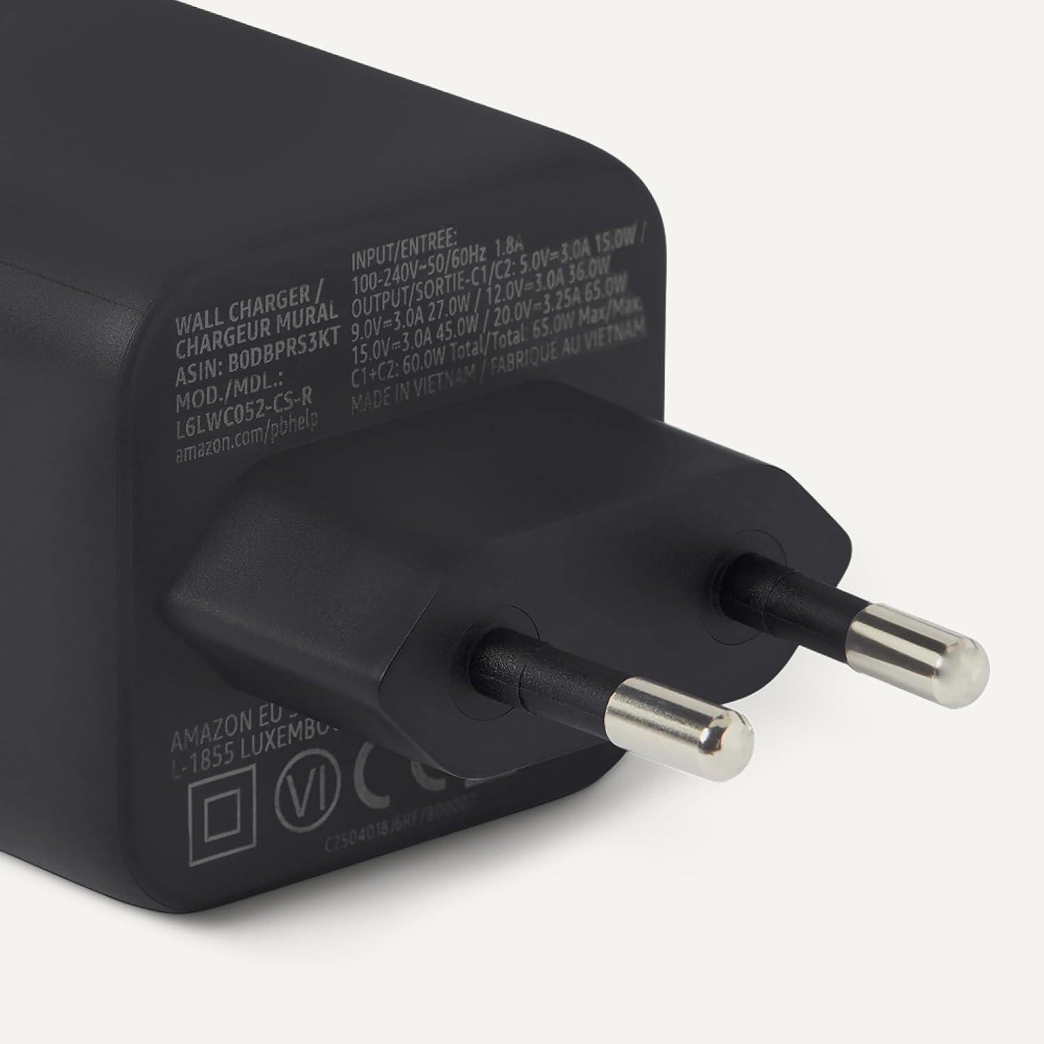 Detalle de Amazon Basics Cargador USB-C Nano GaN 65W