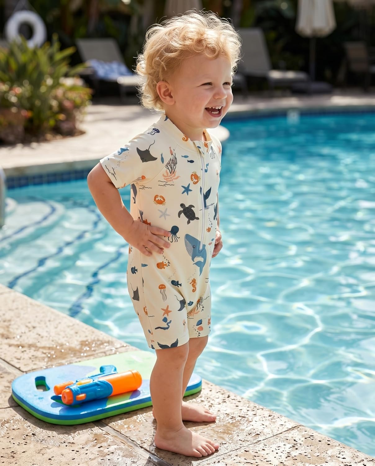Thumbnail 1 de WYTbaby UV-Badeanzug für Babys (Einteiler) mit Sonnenhut – Kurzarm, mit Reißverschluss am Hals