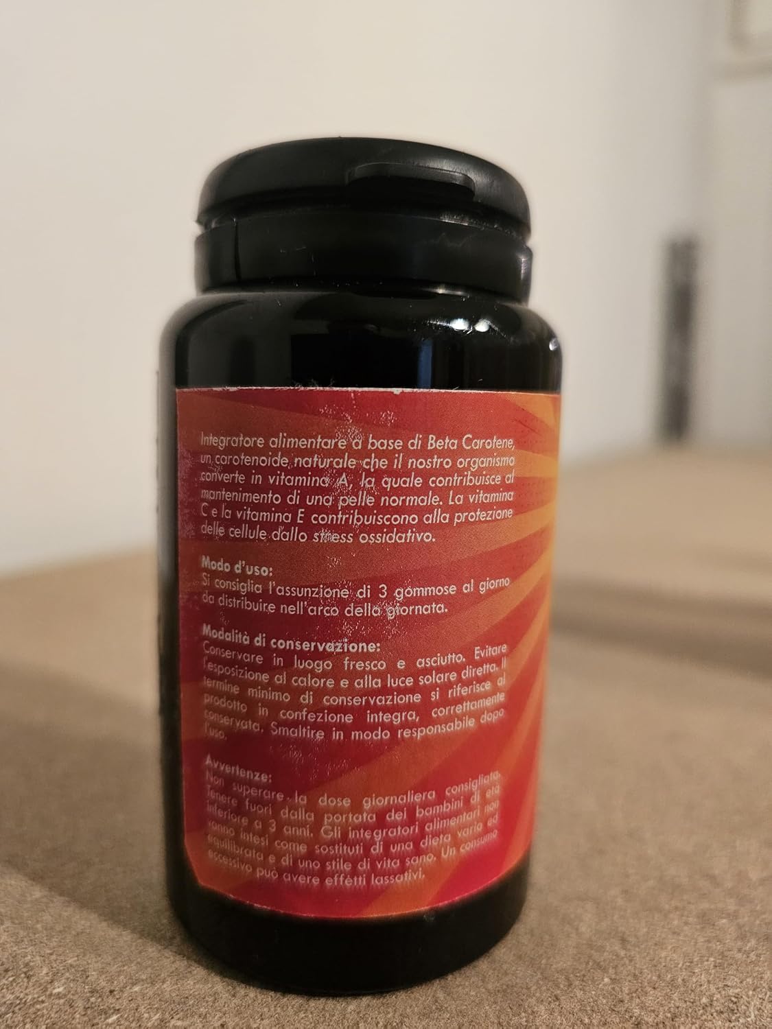 Thumbnail 2 de Sunny Integratore Abbronzatura Gommose Betacarotene, Rame e Licopene – 60pz