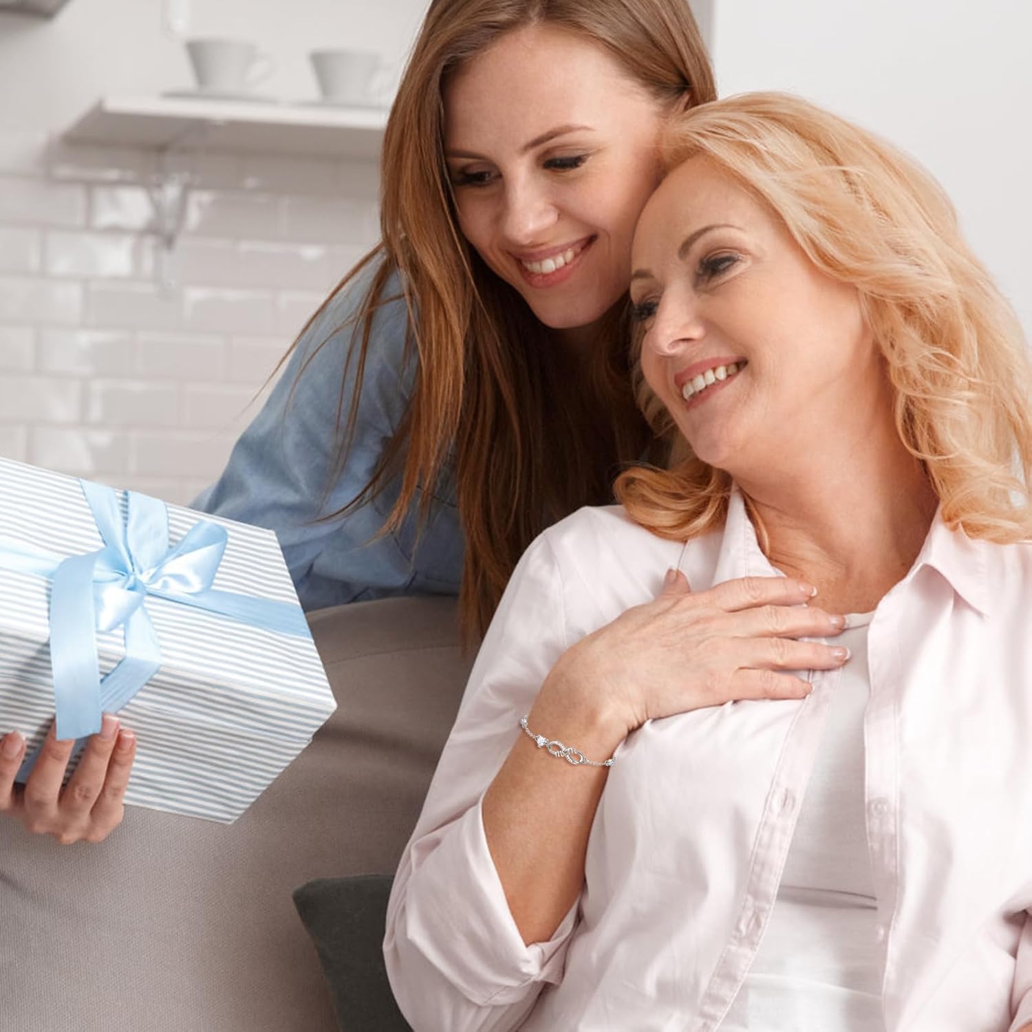 Thumbnail 3 de Tusuzik Muttertagsgeschenk: Armband Mama – 925 Silber, Herz & Unendlichkeitssymbol