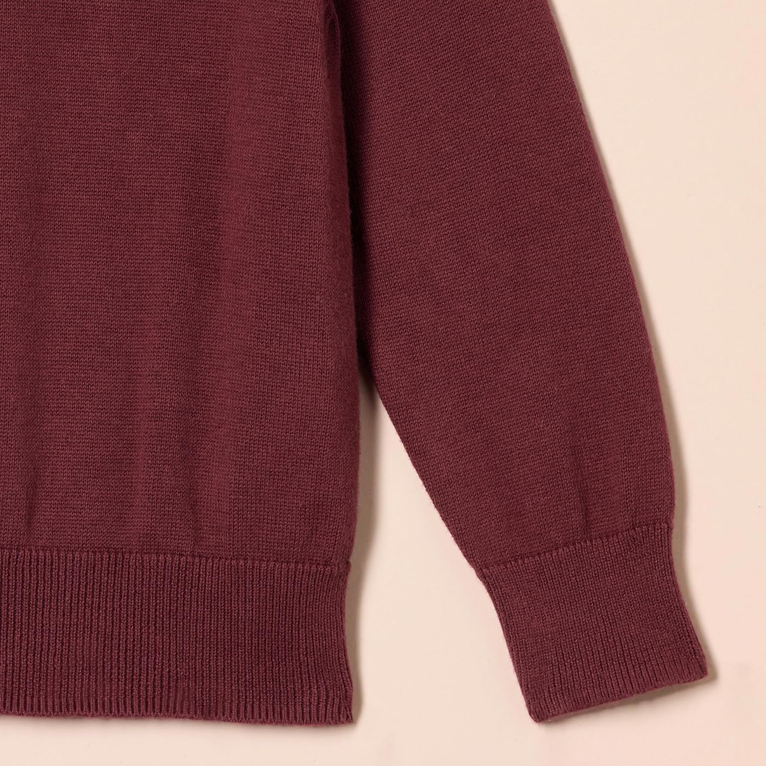 Detalle de Amazon Essentials Jungen Pullover mit Rundhalsausschnitt aus Baumwolle – einheitliche Schul-Optik