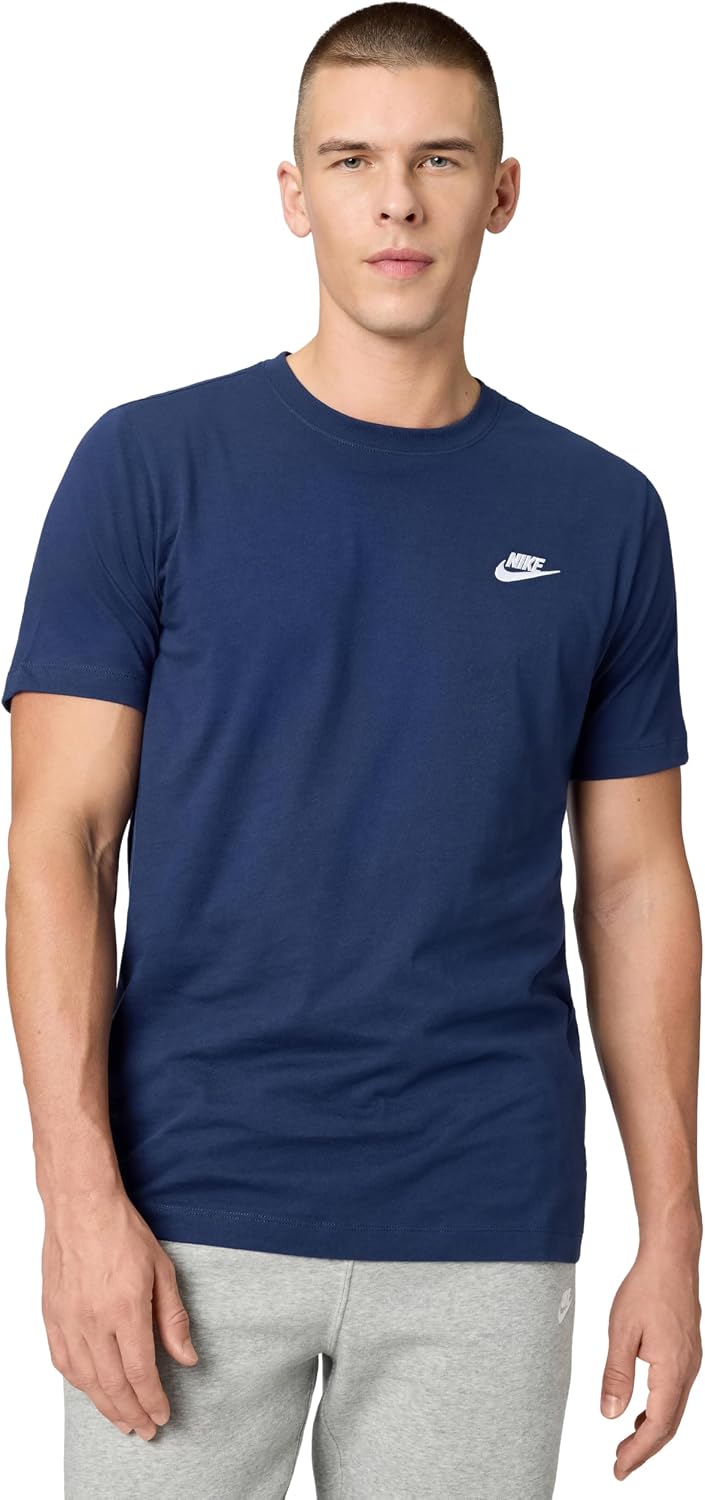 Detalle de NIKE Men's Sportswear Club Camiseta deportiva 1 unidad