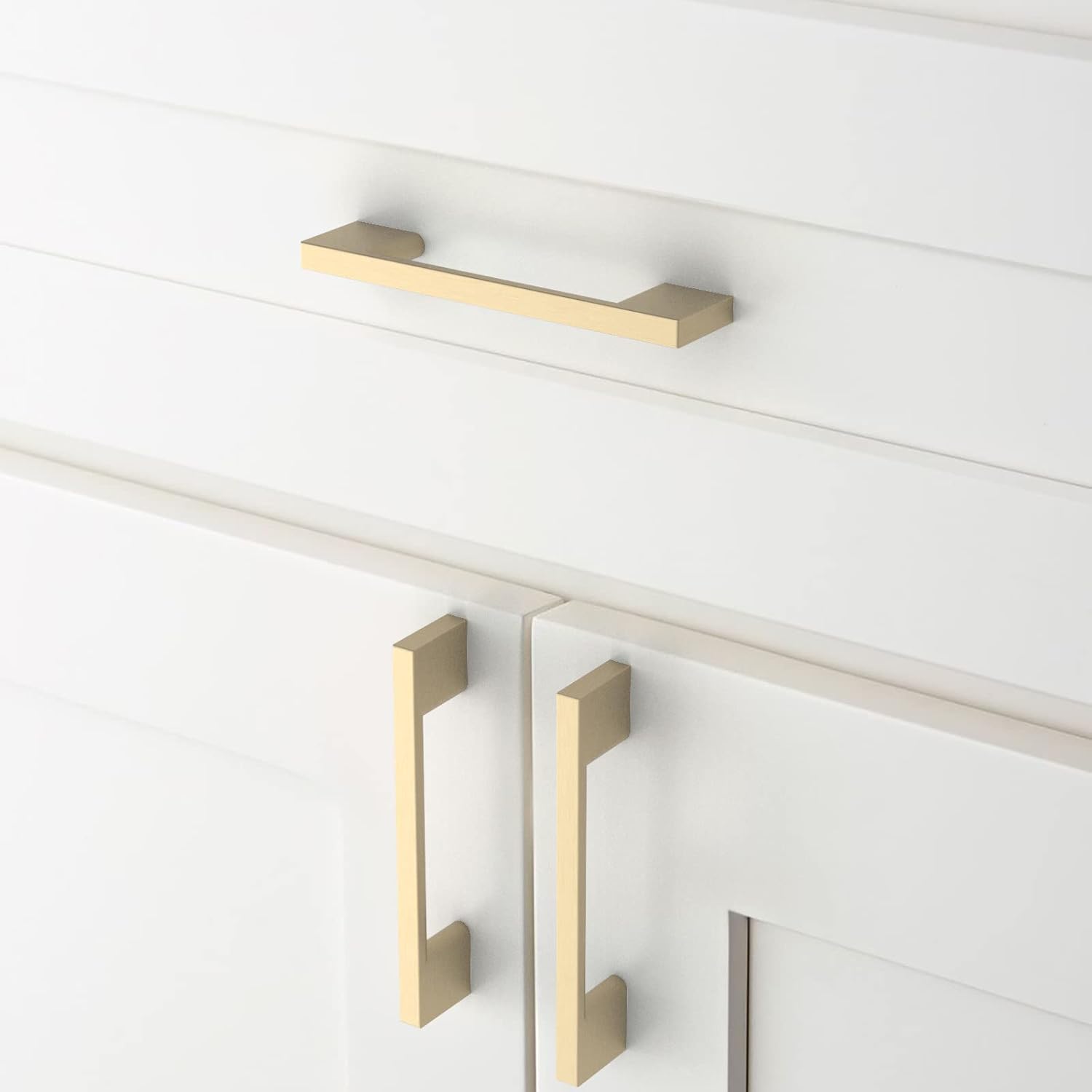 Thumbnail 3 de Lot de 6 poignées de meuble Amerdeco en laiton brossé, 96 mm (alliage de zinc) avec vis