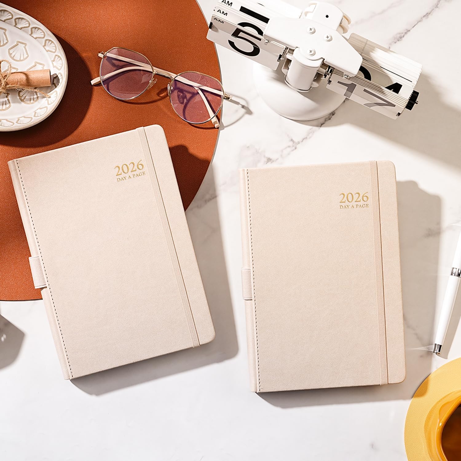 Thumbnail 1 de Indeme Diary 2026 A5 day‑per‑page planner 📔