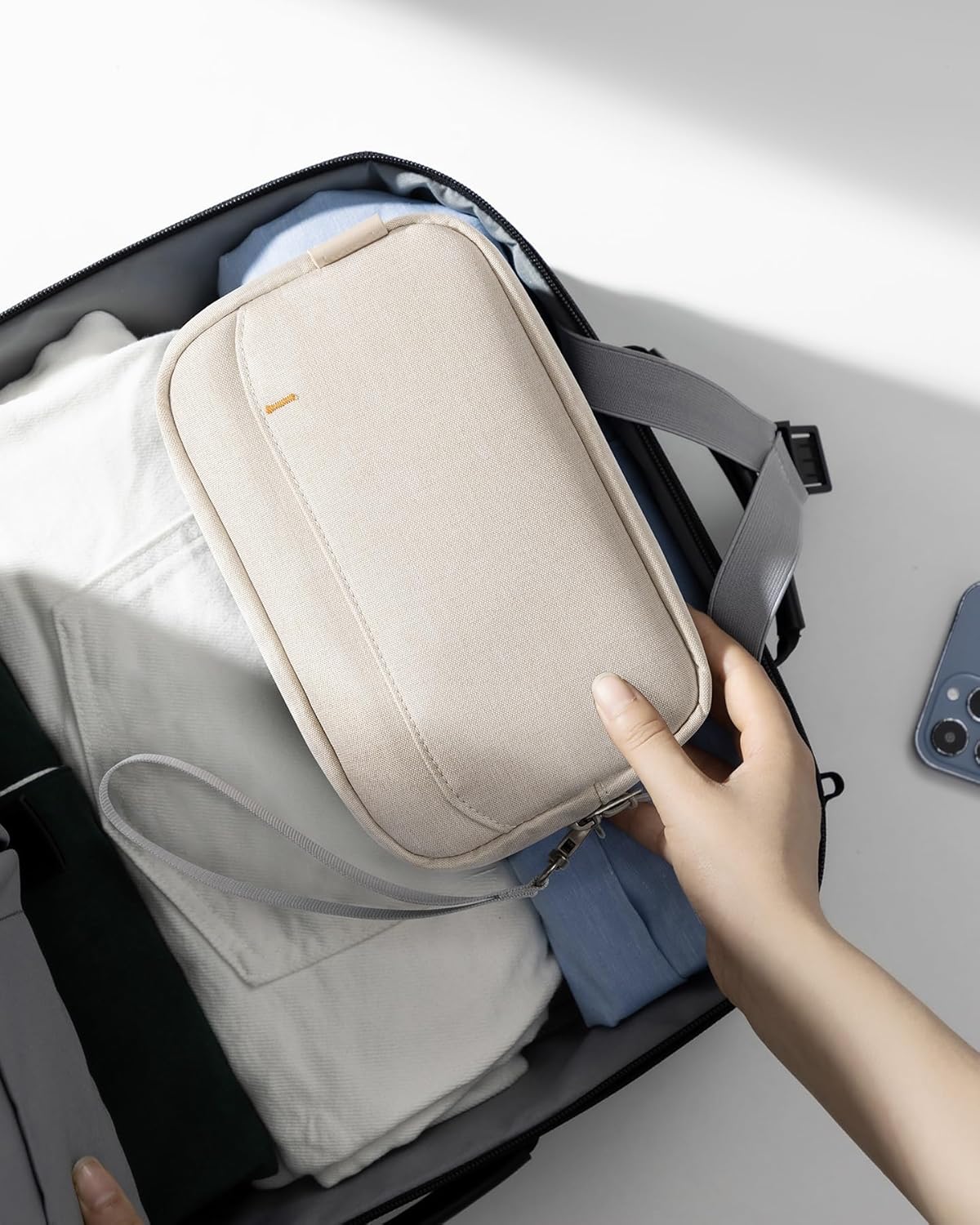 Thumbnail 4 de Inateck Kabeltasche Elektronik-Organizer (spritzwasserfest, 600D RPET) – Reise-Zubehör für Maus & USB-Stick