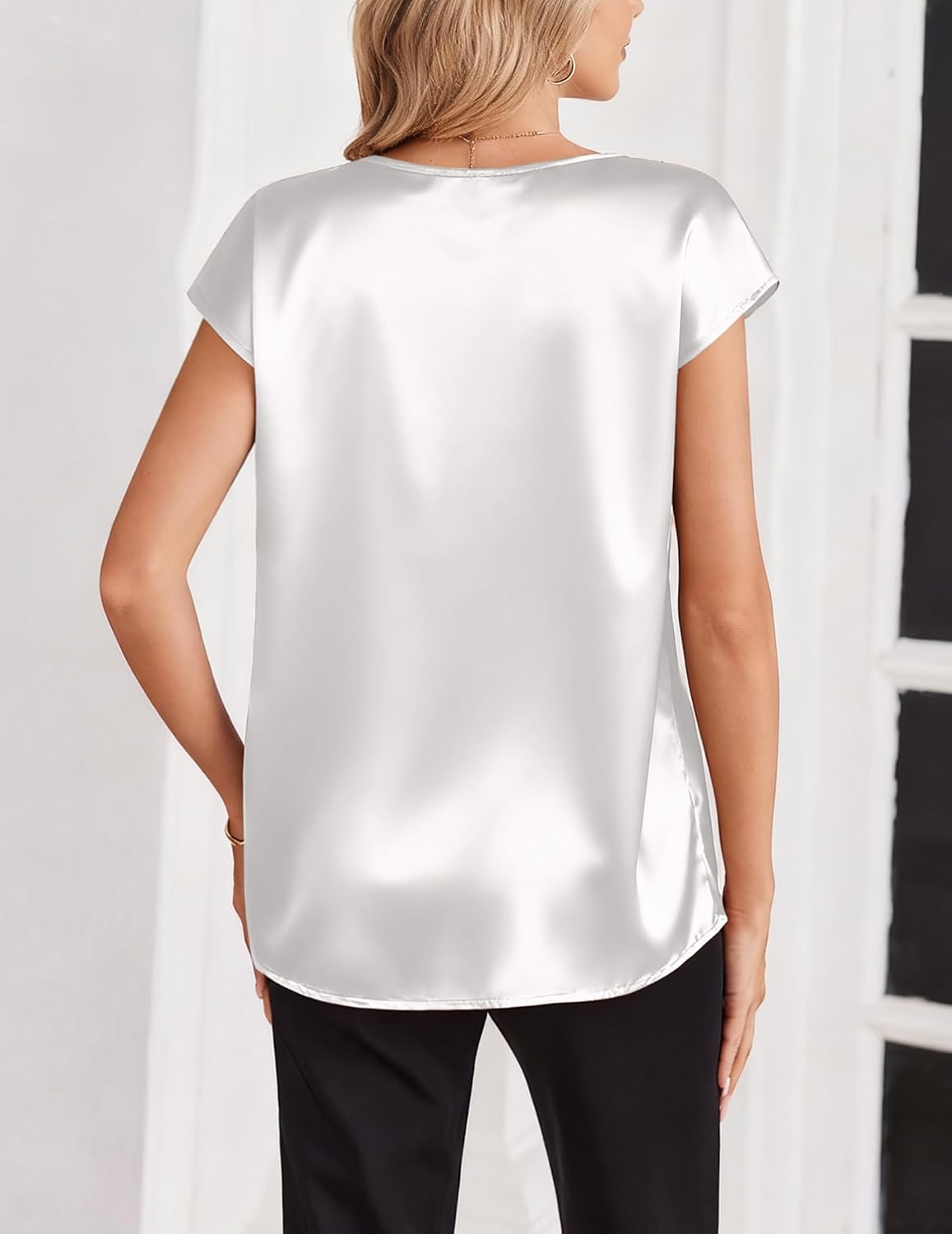 Detalle de Zeagoo Women Silk Satin Tops Cap Short Sleeve Blouse with V Neck